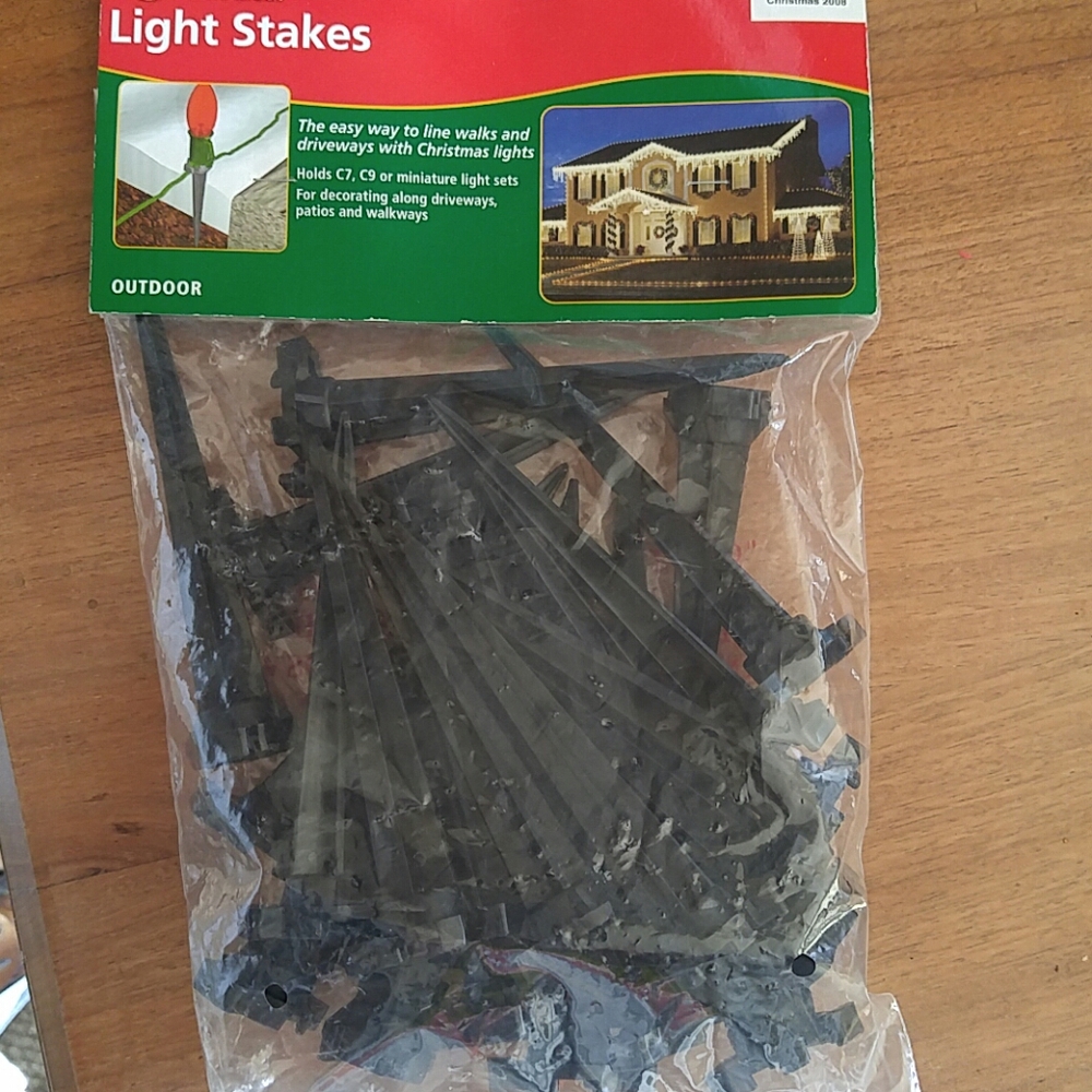 Christmas light stakes